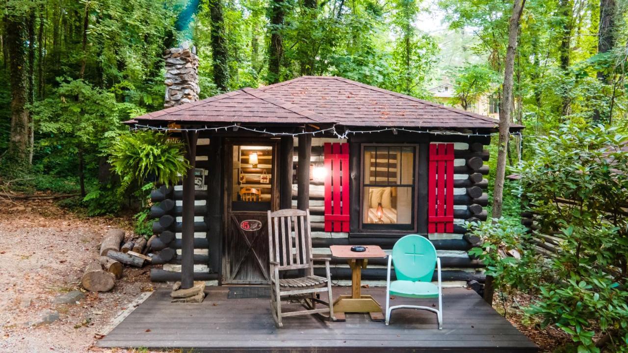 Log Cabin Motor Court Эшвилл Экстерьер фото