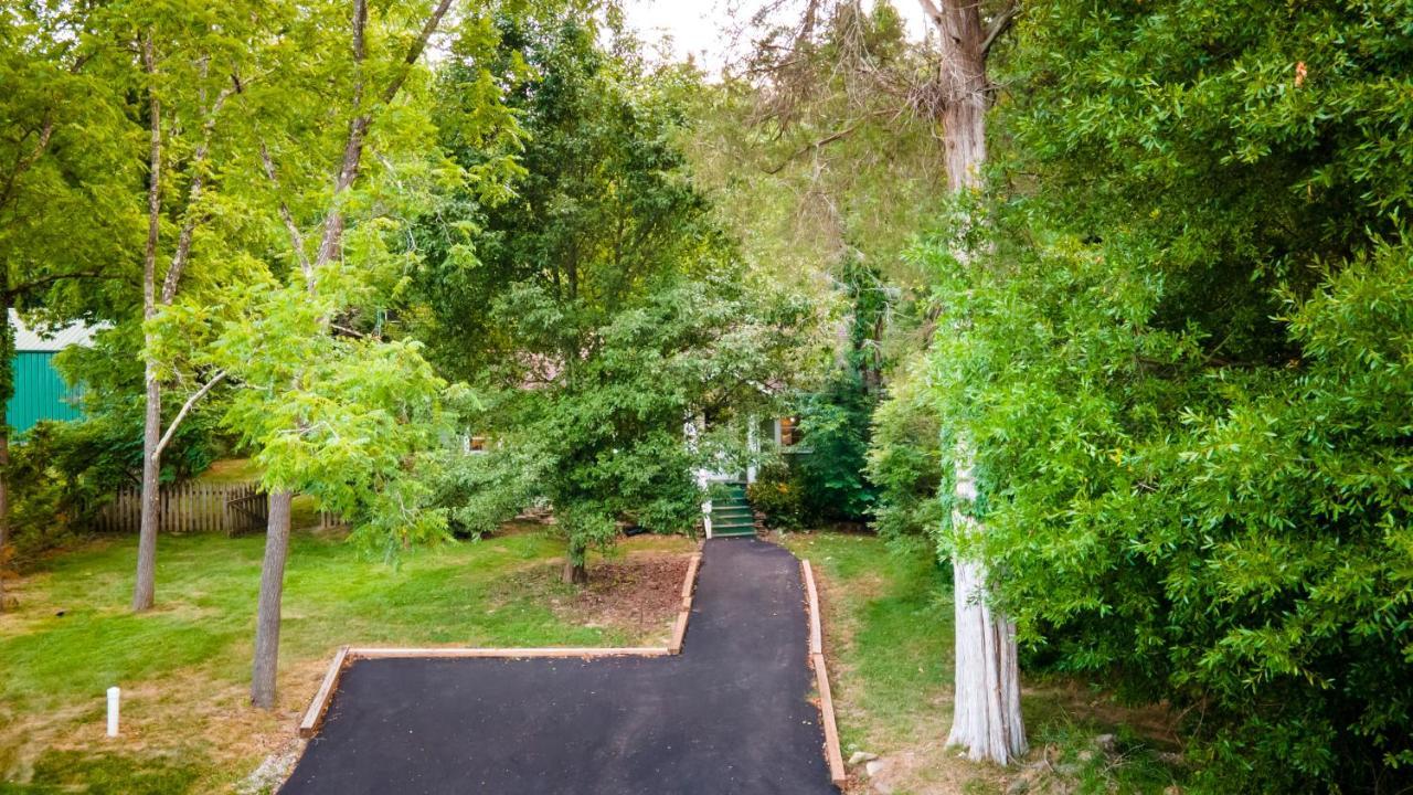 Log Cabin Motor Court Эшвилл Экстерьер фото