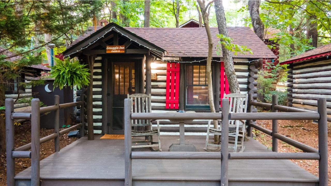 Log Cabin Motor Court Эшвилл Экстерьер фото