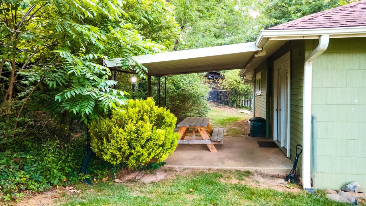 Log Cabin Motor Court Эшвилл Экстерьер фото